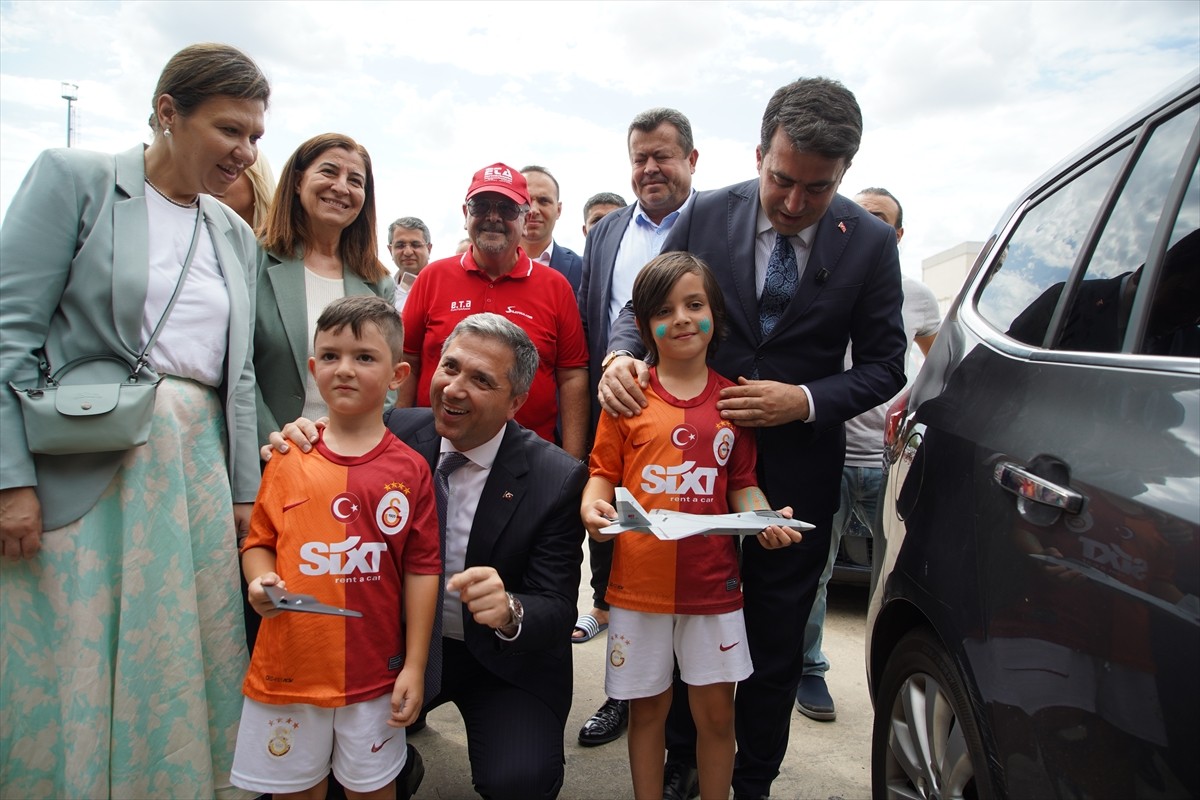 Yurtdışı Türkler ve Akraba Topluluklar (YTB) Başkanı Abdulhadi Turus, Kapıkule Sınır Kapısı'nda...