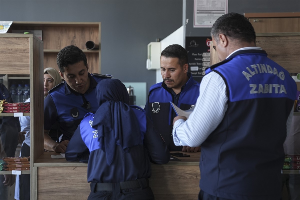 Altındağ Belediyesi, yeni eğitim öğretim yılının başlamasıyla öğrencilerin sağlığı ve güvenliği...