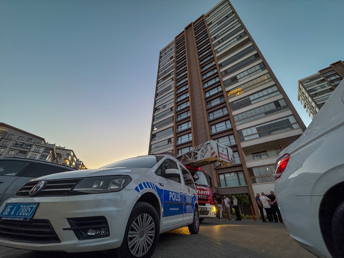 Başkentte boşanma aşamasındaki eşini pompalı tabancayla vurarak öldüren zanlı yakalandı.  İhbar...