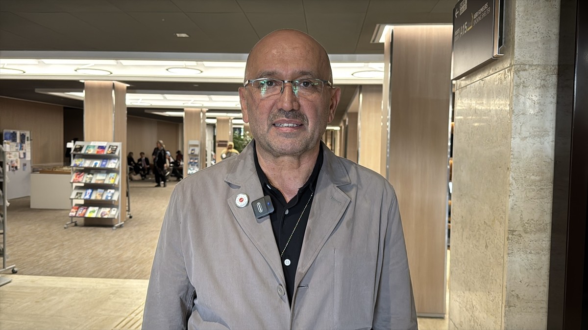 Birleşmiş Milletler (BM) Cenevre Ofisi'nde düzenlenen programda, Fransa'daki insan hakları...