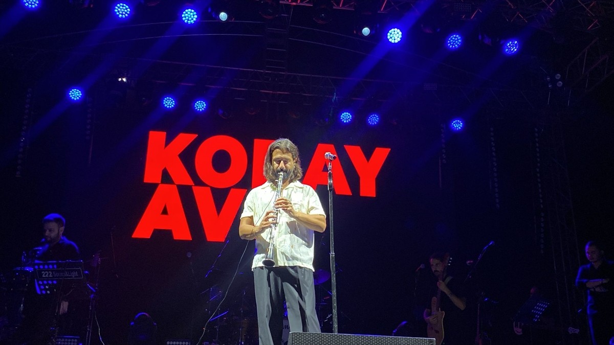 Bozüyük'ün düşman işgalinden kurtuluşunun 103. yıldönümü dolayısıyla Koray Avcı, konser...