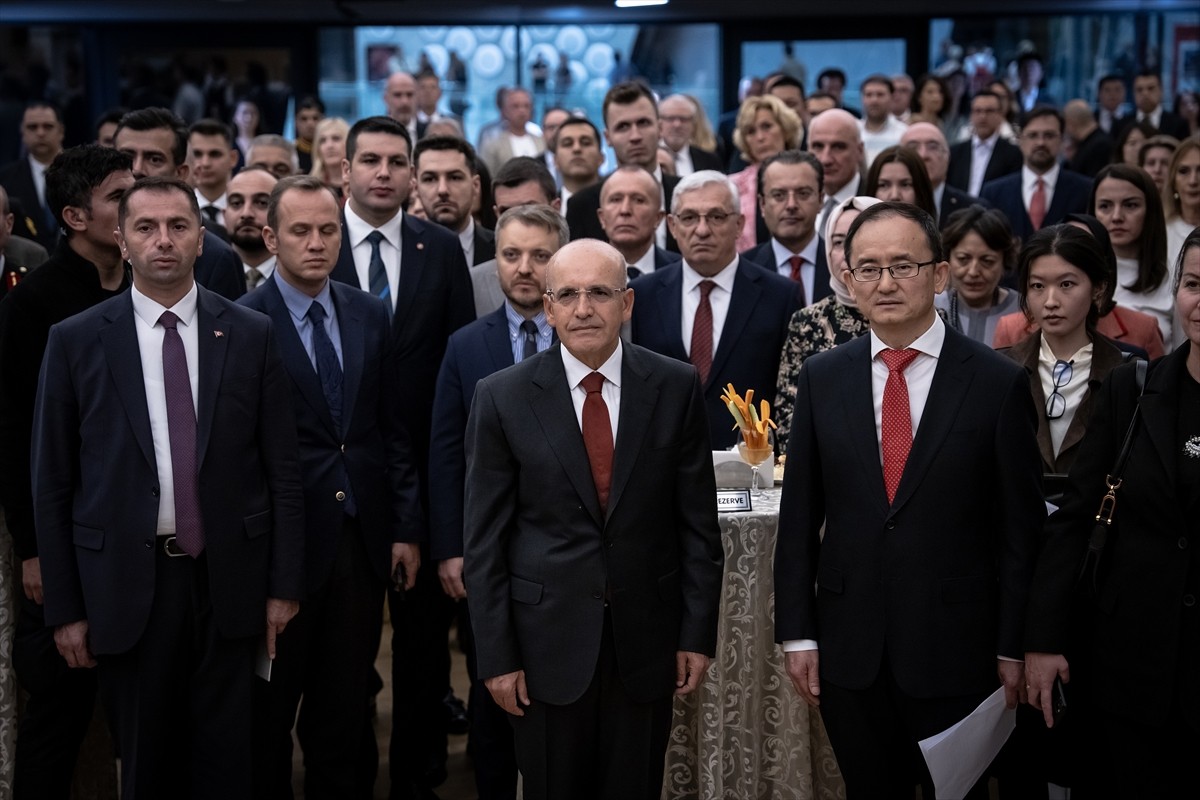 Çin'in kuruluşunun 76. yıl dönümü münasebetiyle Çin'in Ankara Büyükelçiliğince başkentteki CSO...