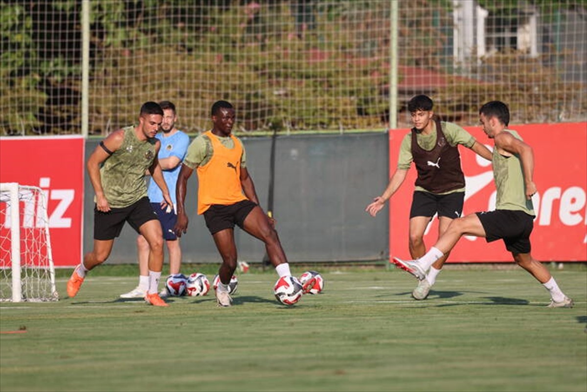 Corendon Alanyaspor, Trendyol Süper Lig'in 5. haftasında 13 Eylül Cumartesi günü deplasmanda...