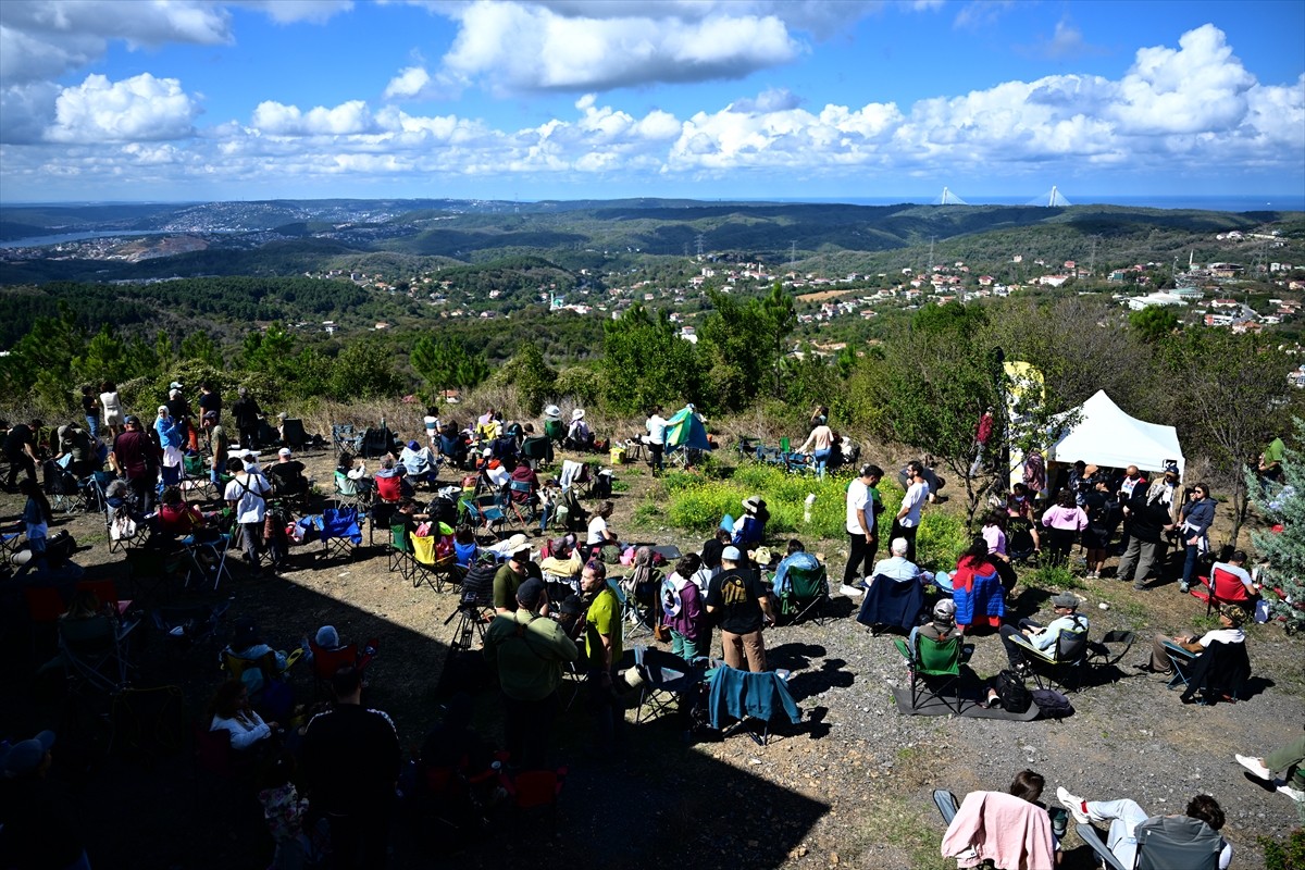Doğa ve yaban hayatı fotoğrafçısı Alper Tüydeş'in yürüttüğü "Doğaya Kanat Açtık" projesi...