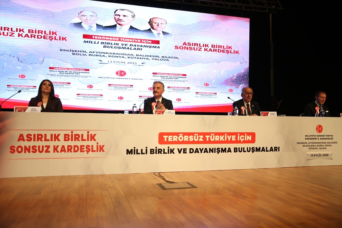 Eskişehir Vehbi Koç Kongre Merkezi'nde "Asırlık Birlik Sonsuz Kardeşlik" temasıyla, "Terörsüz...