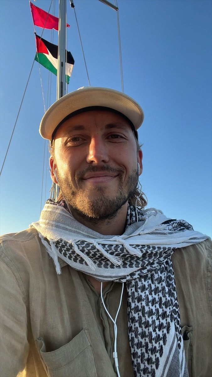 Filoya İtalya'nın Sicilya Adası'ndan "Seulle" isimli tekneyle katılan 27 yaşındaki Avusturyalı...