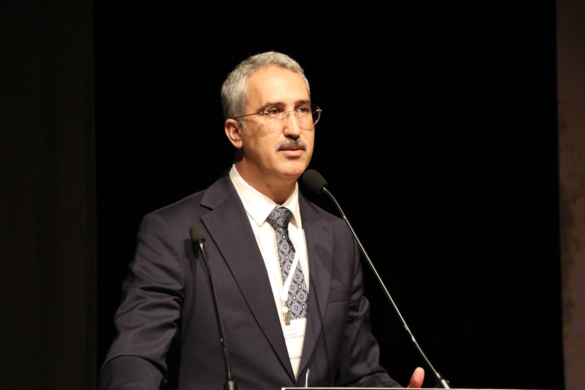 Gaziantep'te Kent Konseyi tarafından Şehitkamil Sanat Merkezi'nde "Göç Sivil Etkileşim Sempozyumu"...