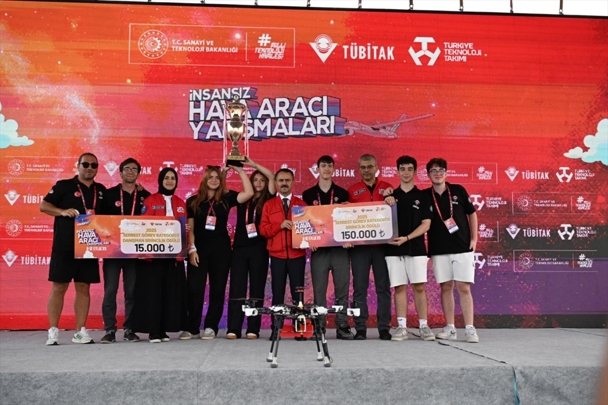 Havacılık, Uzay ve Teknoloji Festivali (TEKNOFEST) kapsamında Türkiye Bilimsel ve Teknolojik...