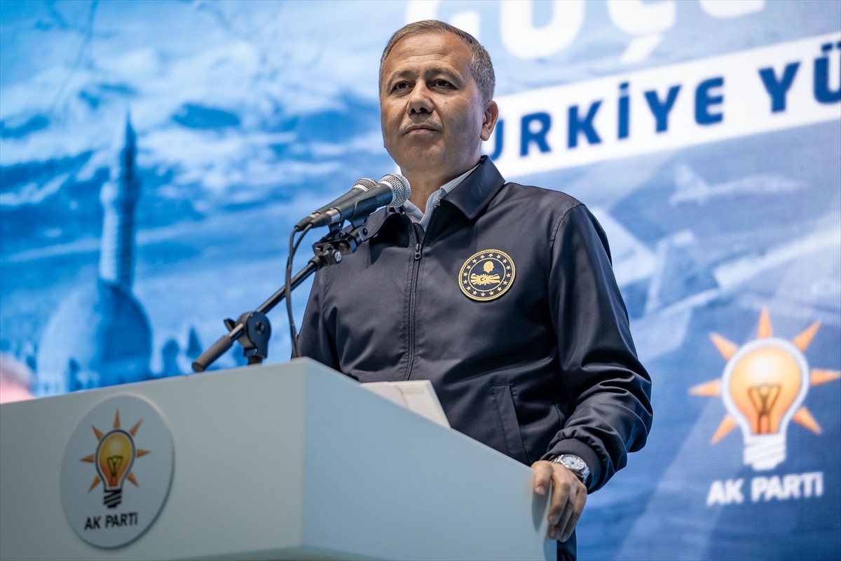 İçişleri Bakanı Ali Yerlikaya, Ağrı'da AK Parti İl Başkanlığınca Kültür ve Kongre Merkezi’nde...