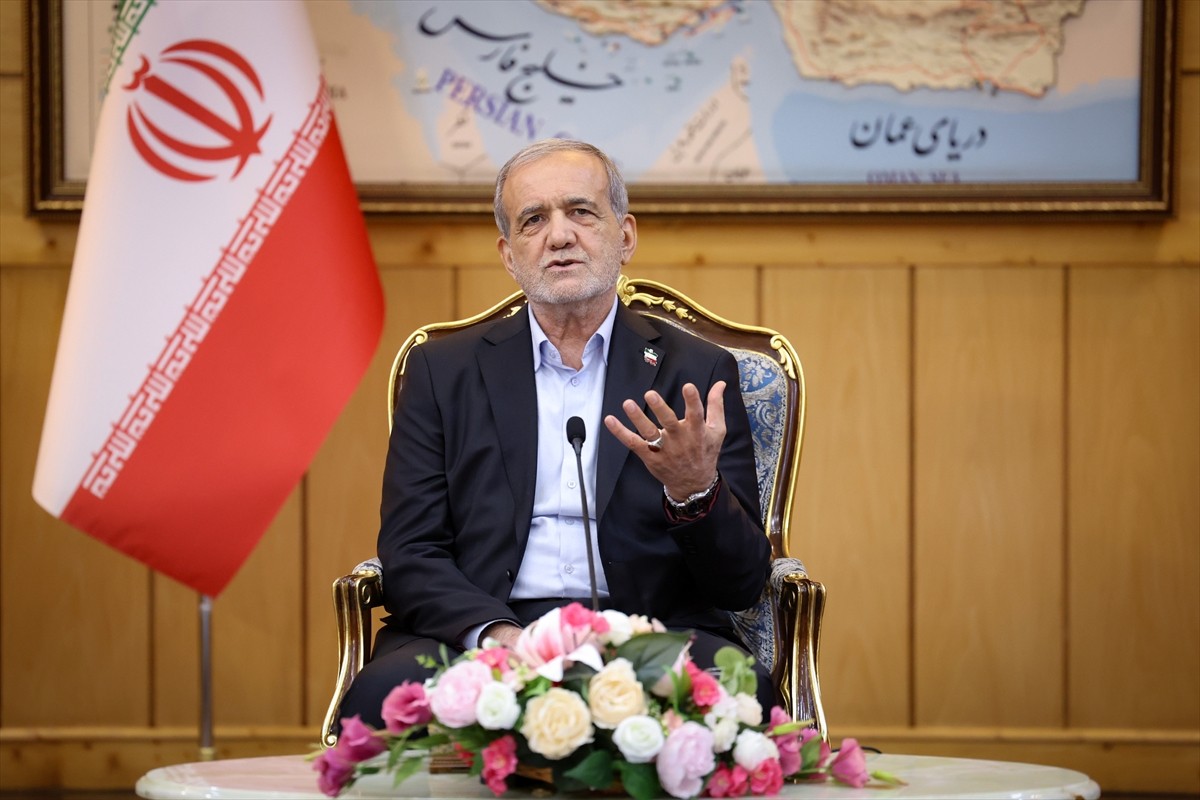 İran Cumhurbaşkanı Mesud Pezeşkiyan, Avrupalılarla müzakerelerde Uluslararası Atom Enerjisi Ajansı...