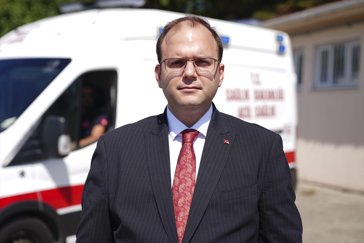 İstanbul İl Sağlık Müdürlüğü bünyesinde geliştirilen yeni sistemle, ambulansın yakınındaki...