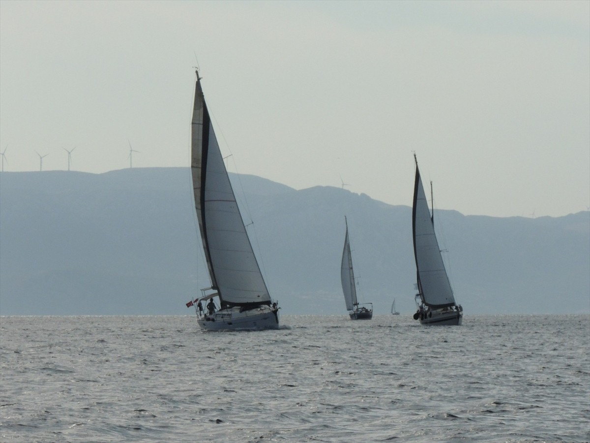 İzmir'de bu yıl ikincisi düzenlenen MW Phokaia Yelken Şenliği, Ege Denizi'ndeki Midilli ve Sakız...