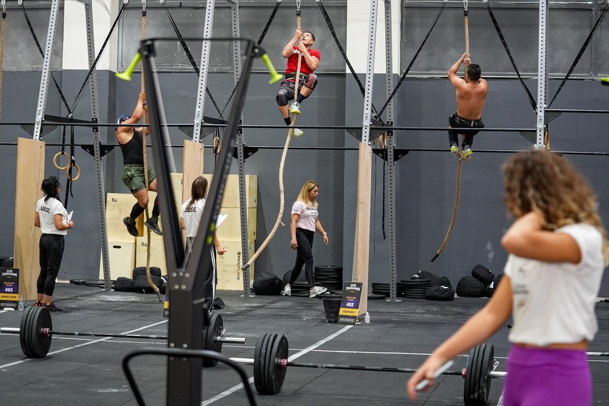 İzmir'deki Fuar İzmir'de düzenlenen 3. Expo Sport Uluslararası Spor ve Fitness Fuarı ekipmanların...