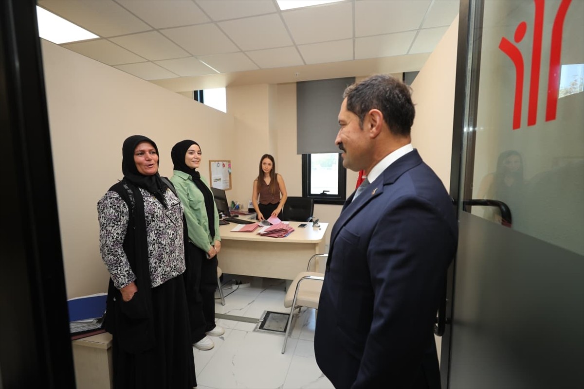 Kahramanmaraş merkezli 6 Şubat 2023'te meydana gelen depremlerde Hatay'da ağır hasar alan ve...