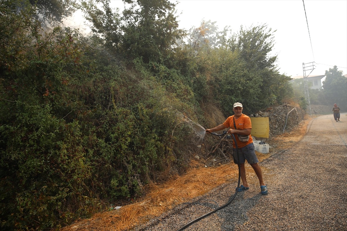 Kahramanmaraş merkezli 6 Şubat 2023 depremlerini yaşayan Eyüp ve Sevinç Kaplan çifti, yaşamlarını...