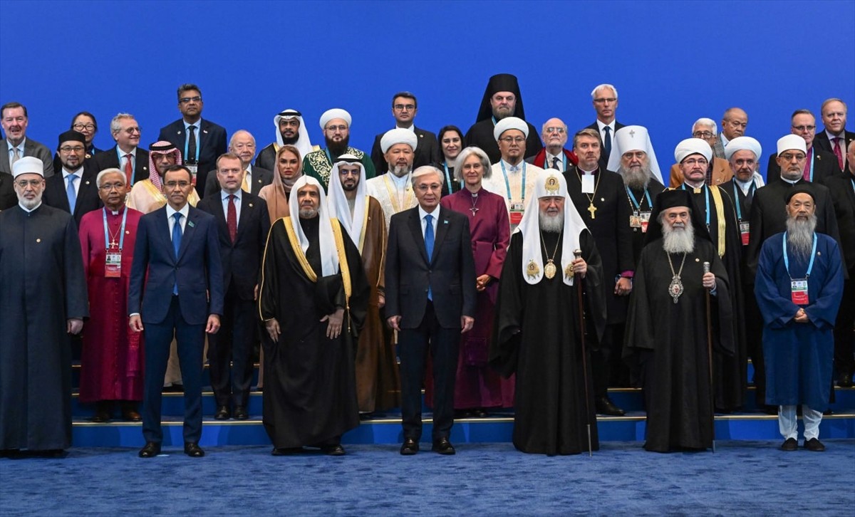 Kazakistan'ın ev sahipliğinde her üç yılda bir yapılan ve dünyadaki farklı din ve inançların...