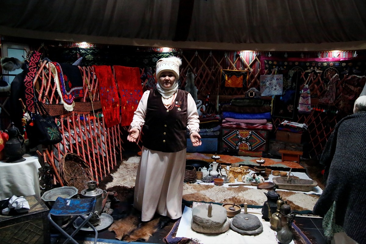 Kırgızistan'ın başkenti Bişkek'te kadınlar tarafından kurulan müze, ülkenin farklı bölgelerinden...