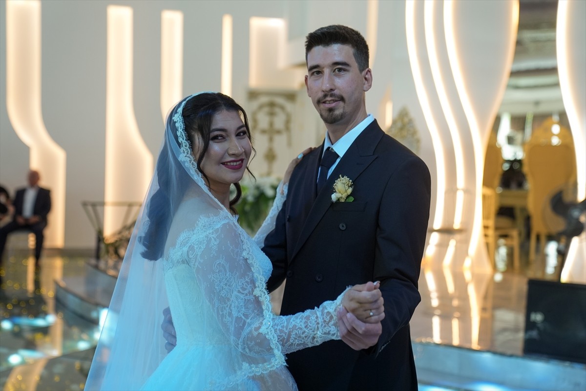 Kırşehirli Dernekler Federasyonu, 2025 Aile Yılı kapsamında yeni evlenecek çiftlere yönelik beyaz...