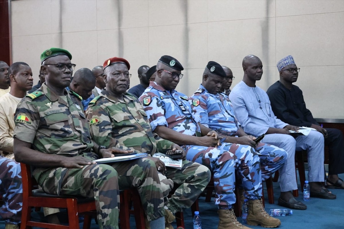 Mali'de sadece Türk savunma sanayisi şirketlerinin katılımıyla 11-14 Kasım'da ilk kez Bamako Expo...