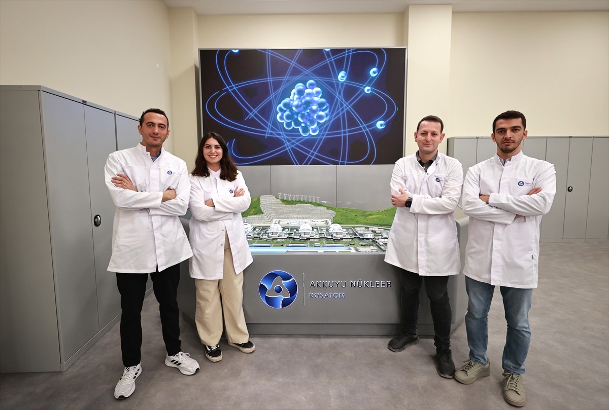 Mersin'de yapımı süren Akkuyu Nükleer Güç Santrali'nde (NGS) çalışan Türk mühendisler, projeyi...