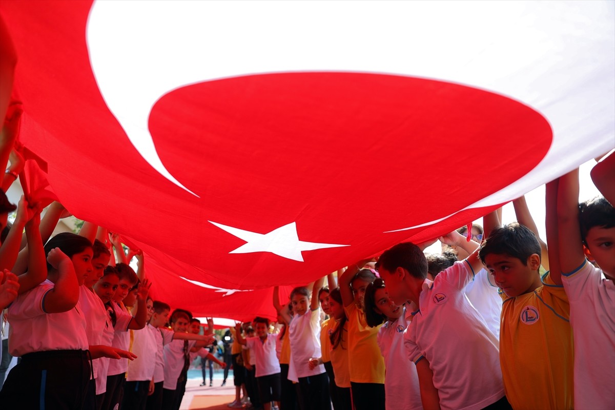 Milli Eğitim Bakanlığına (MEB) bağlı ilk ve ortaöğretim kurumlarında 2025-2026 eğitim öğretim...