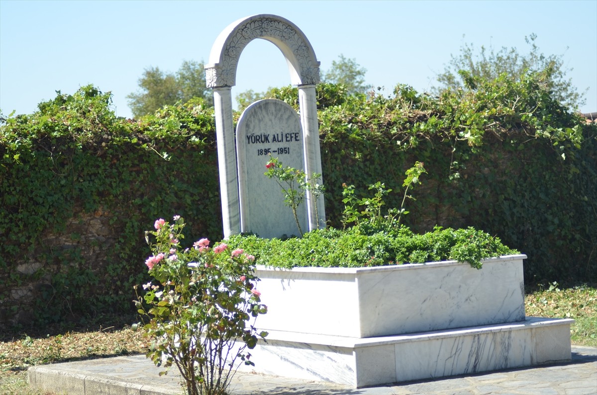 Milli Mücadele yıllarında düşmana karşı gösterdiği kahramanlık dolayısıyla "Efelerin Efesi" adıyla...