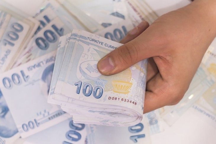 Milyonlarca aileyi ilgilendiriyor: Okul masrafları için 10 bin TL'ye varan destek ödemesi başvuruları başladı