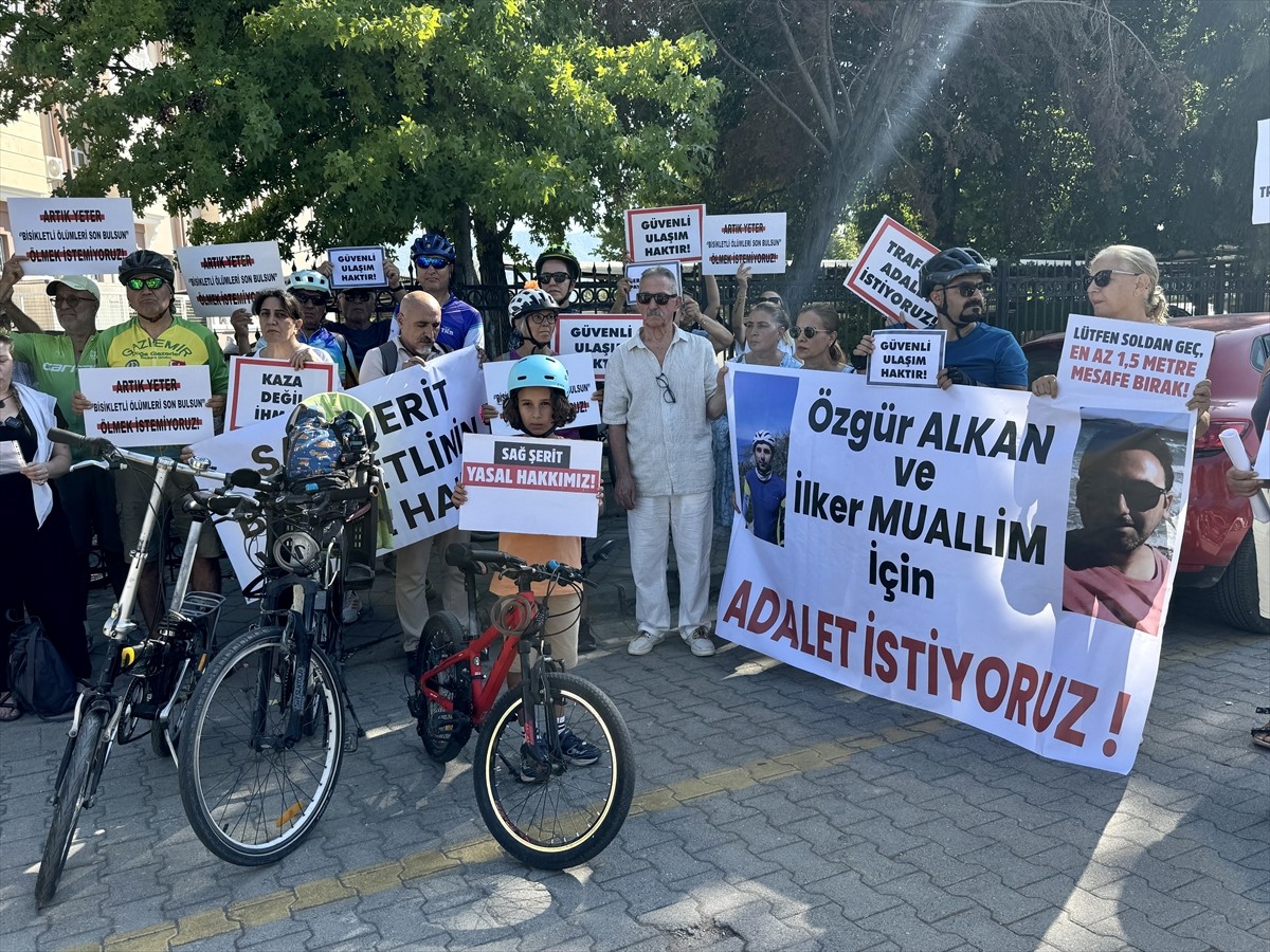 Muğla'nın Fethiye ilçesinde 2 bisikletlinin hayatını kaybettiği, 1 bisikletlinin yaralandığı...