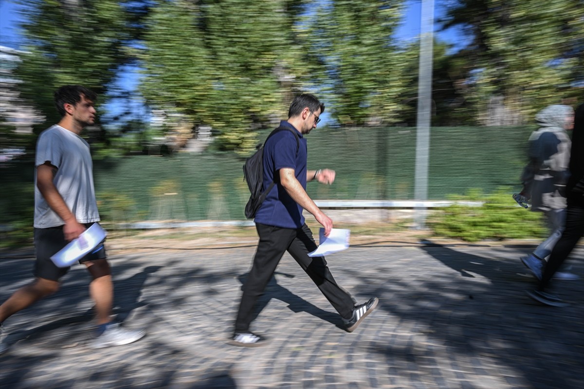 Ölçme, Seçme ve Yerleştirme Merkezince (ÖSYM), 402 bin 105 adayın başvurduğu Kamu Personel Seçme...