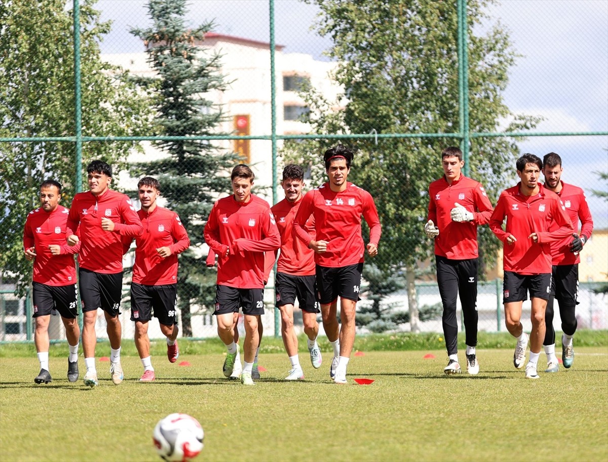 Özbelsan Sivasspor, Trendyol 1. Lig'in 7. haftasında sahasında Adana Demirspor ile yapacağı maçın...