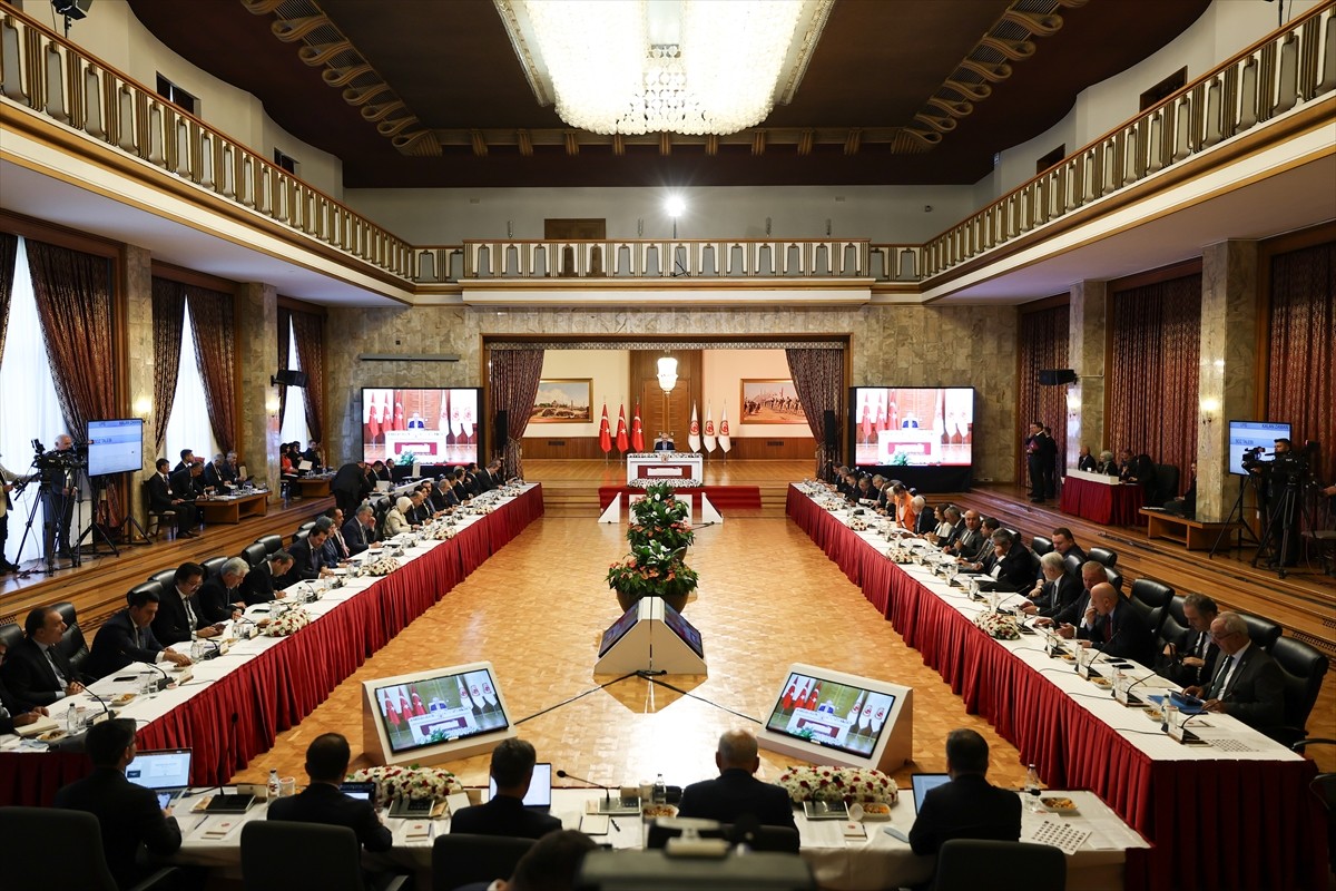 "Terörsüz Türkiye" hedefi doğrultusunda TBMM'de kurulan Milli Dayanışma, Kardeşlik ve Demokrasi...