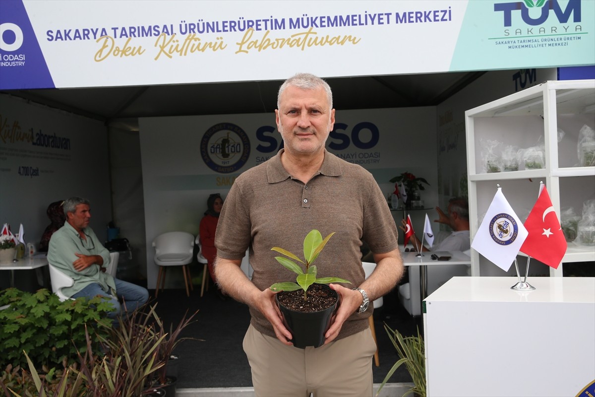 Sakarya'da düzenlenen "PSB Anatolia Uluslararası Peyzaj, Süs Bitkileri, Bahçe Sanatları ve...