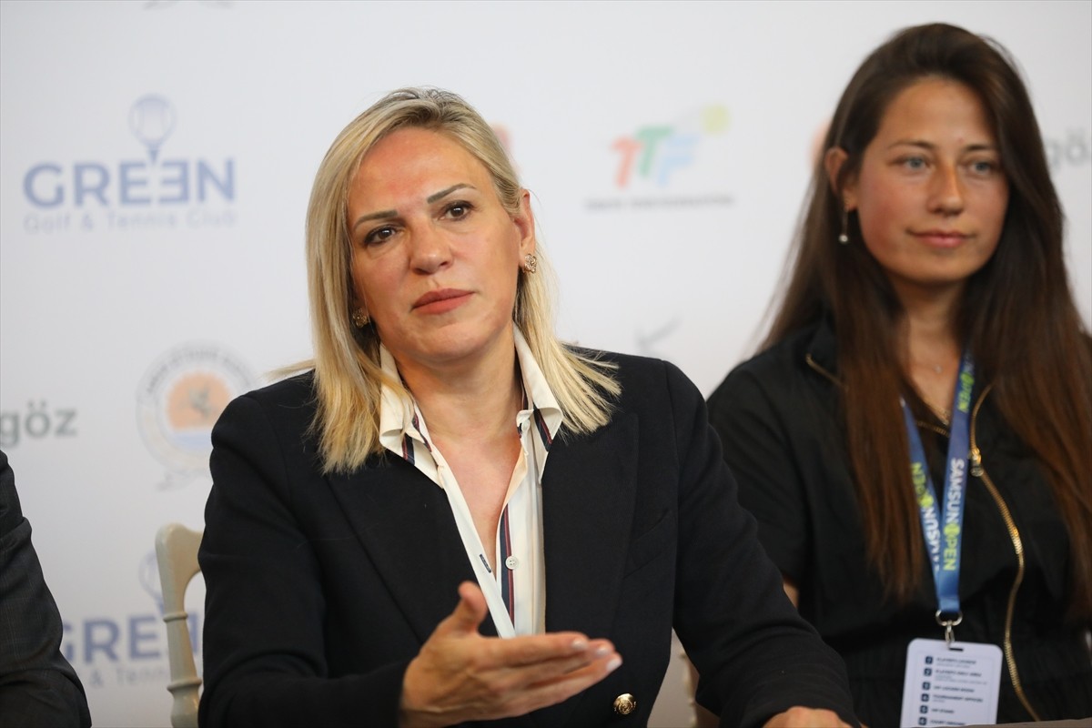 Samsun'da Türkiye Tenis Federasyonu gözetiminde Green Golf ve Tenis Kulübü tarafından düzenlenen...