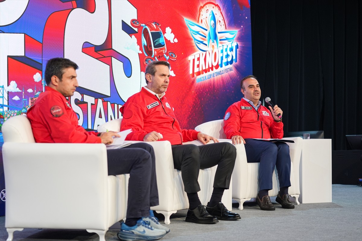 Sanayi ve Teknoloji Bakanı Mehmet Fatih Kacır, TEKNOFEST Havacılık, Uzay ve Teknoloji Festivali...
