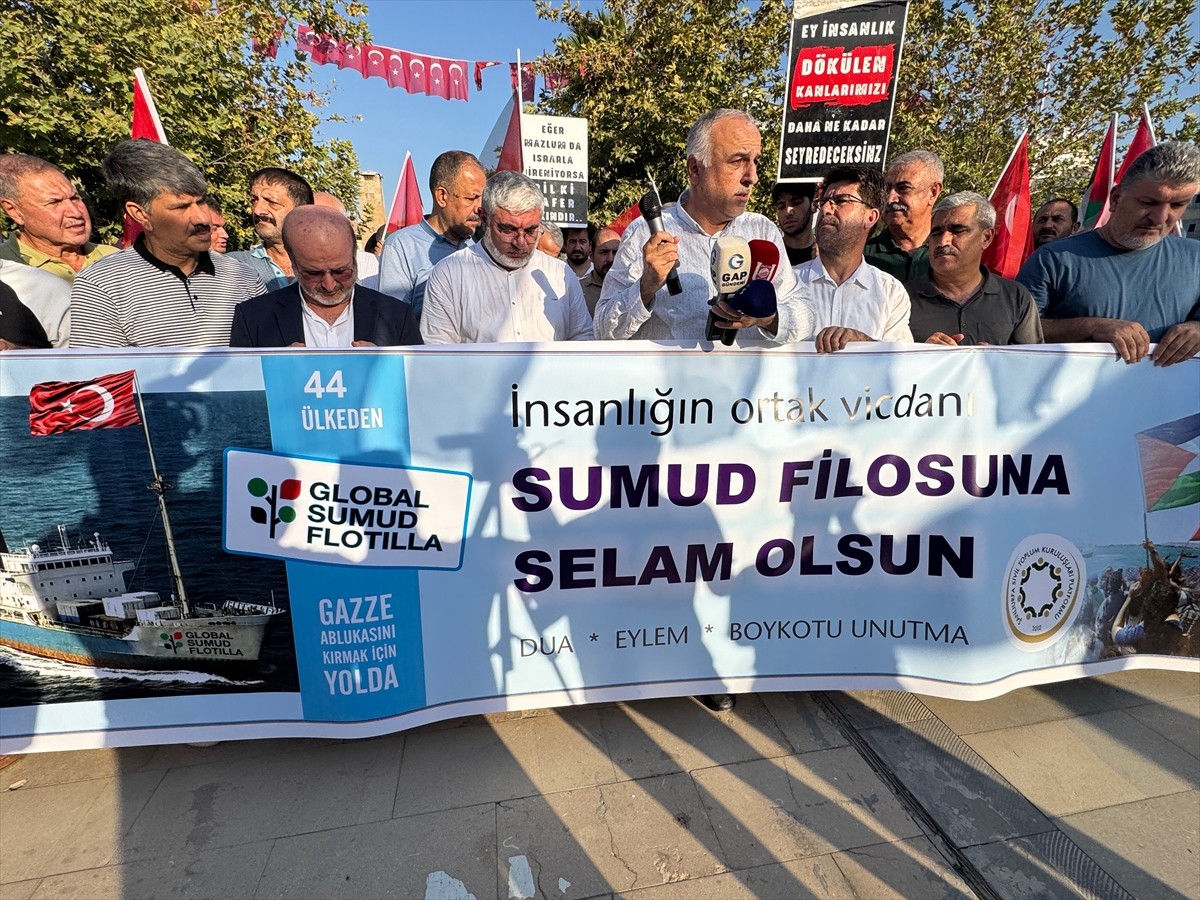 Şanlıurfa’da Filistin ile Küresel Sumud Filosu'na destek için basın açıklaması yapıldı. Rabia...