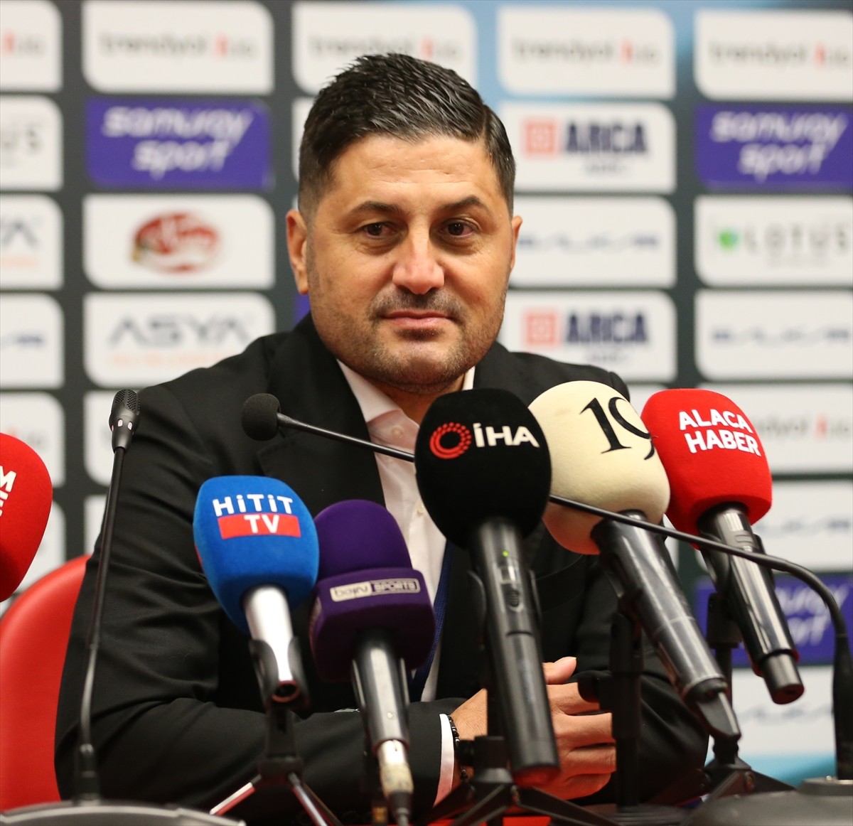 Trendyol 1. Lig'in 7. haftasında deplasmanda Arca Çorum FK  ile 1-1 berabere kalan Serikspor'un...