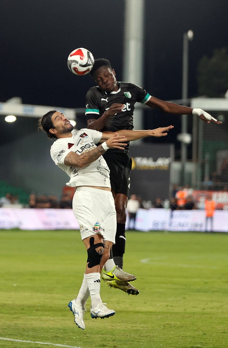 Trendyol 1. Lig'in 7. haftasında Sipay Bodrum FK ile İmaj Altyapı Vanspor, Bodrum İlçe Stadı'nda...