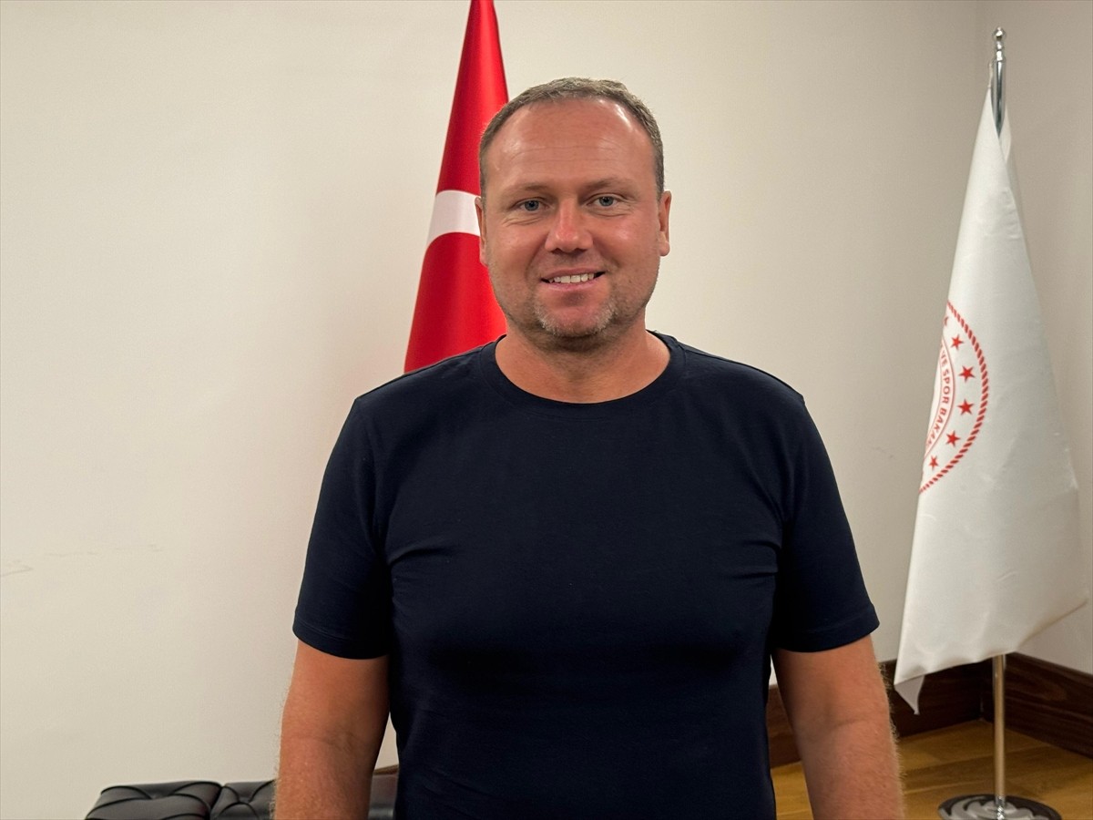 Trendyol Süper Lig ekiplerinden Fatih Karagümrük'ün Çek teknik direktörü Marcel Licka, AA...