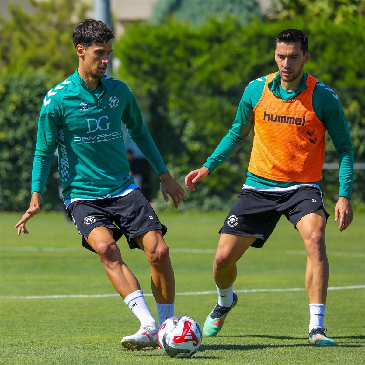 TÜMOSAN Konyaspor, Trendyol Süper Lig'in 7. haftasında sahasında oynayacağı RAMS Başakşehir...