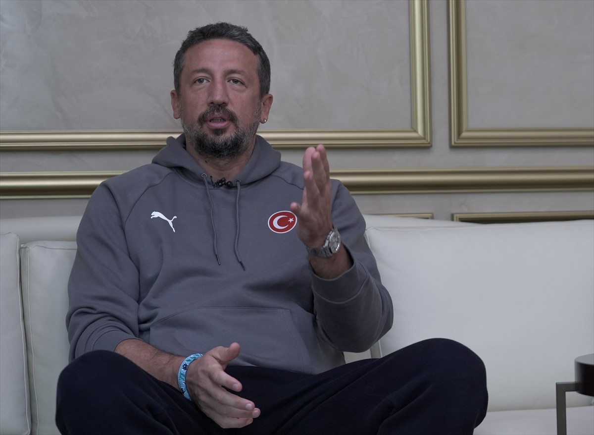 Türkiye Basketbol Federasyonu (TBF) Başkanı Hidayet Türkoğlu, AA muhabirine açıklamalarda...