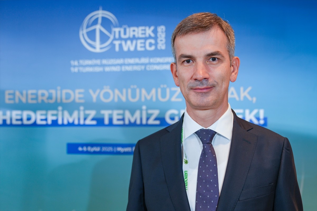 Türkiye Rüzgar Enerjisi Birliğinin (TÜREB) bu yıl "Enerjide yönümüz ortak, hedefimiz temiz...