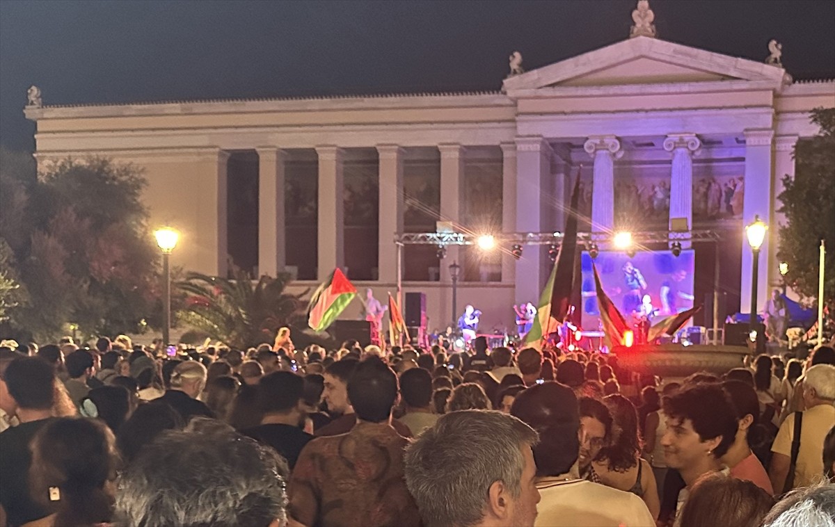Yunanistan'ın başkenti Atina'da, İsrail'in ablukasını kırmak için İspanya'dan Gazze'ye doğru yola...