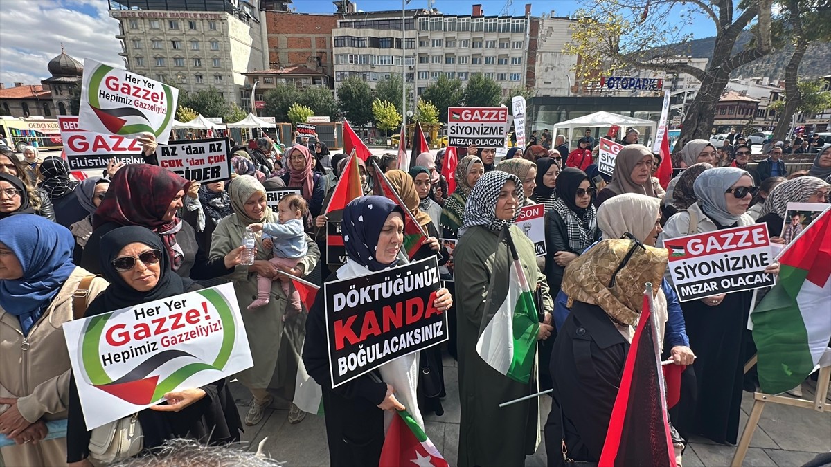 Afyonkarahisar Milli İrade Platformu, Gazze'de yaşanan insanlık dramına dikkati çekmek amacıyla...