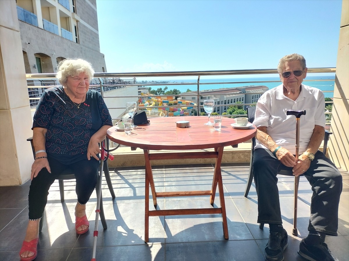 Almanya'da oturan 80 yaşındaki Brigitte ve 85 yaşındaki Wolfgang Krüger çifti, 1997'den bu yana...