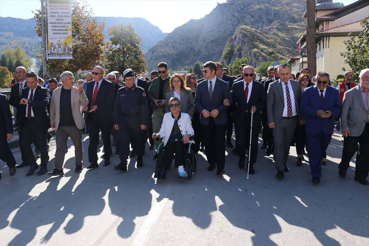 Altı Nokta Görme Engelliler Derneği Amasya Şubesi ve Amasya Belediyesi iş birliğinde, "Görme...