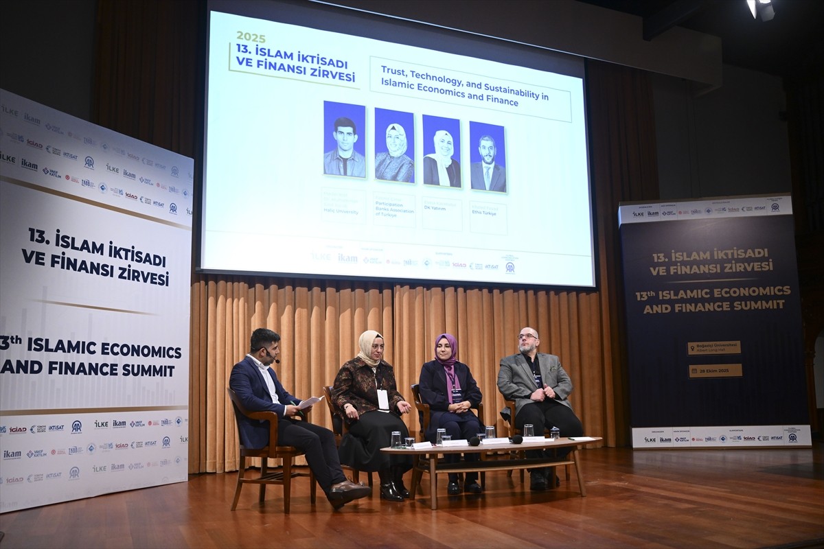 Anadolu Ajansının (AA) Global İletişim Ortağı olduğu, İLKE Vakfı bünyesinde faaliyet gösteren...