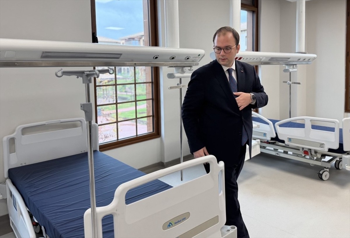 Arnavutköy'deki Darülaceze Sosyal Yaşam Şehri'nde "Dünya Yaşlılar Günü" kapsamında etkinlik...