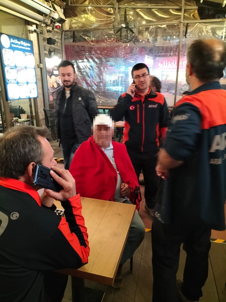  Bursa'da kayıp olarak aranan demans hastası, AFAD ve polis ekiplerince bulundu.