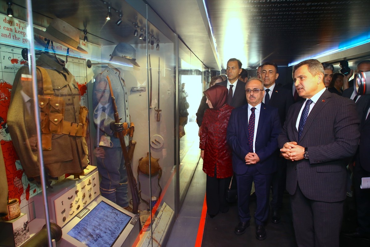  Çanakkale Savaşları'ndan kalma objelerin sergilendiği, dijital gösterilerin sunulduğu "Çanakkale...