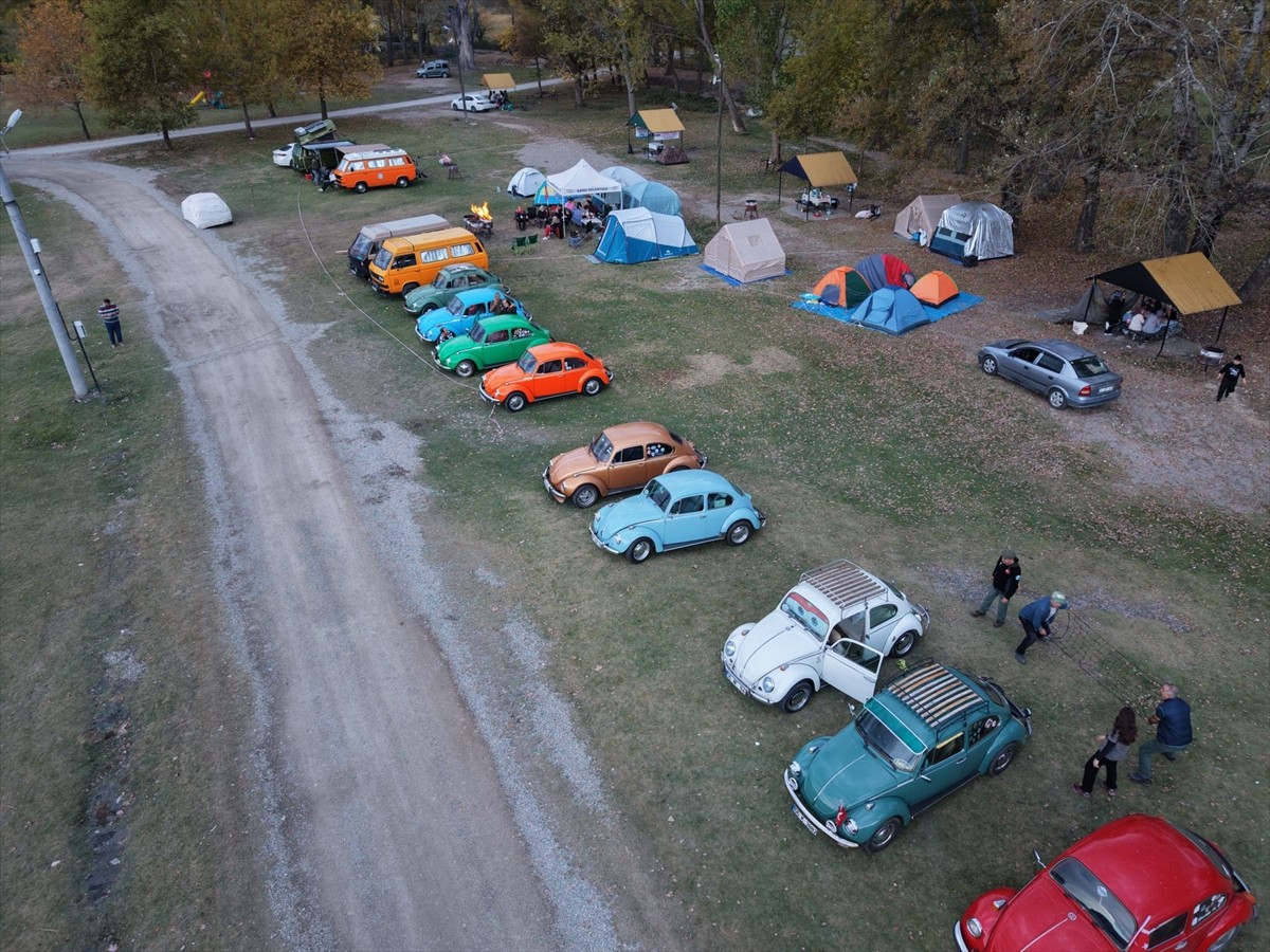 Çorum'un Kargı ilçesinde asırlık gelenek Kargı Panayırı kapsamında Vosvos Festivali düzenlendi....